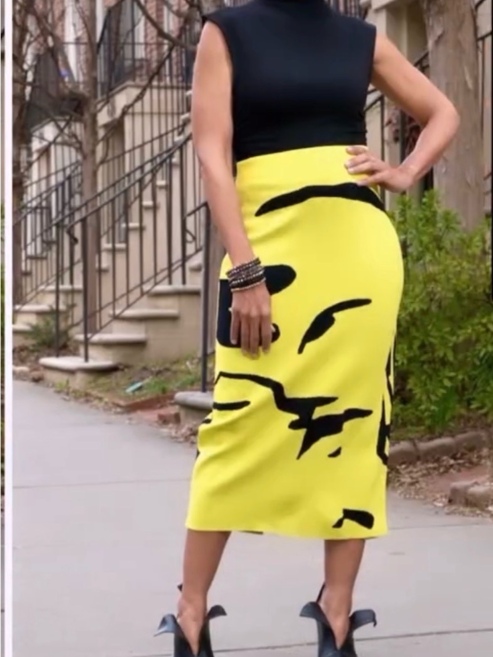 NWOT-Gracia Neon Yellow & Black Abstract Midi Skirt
